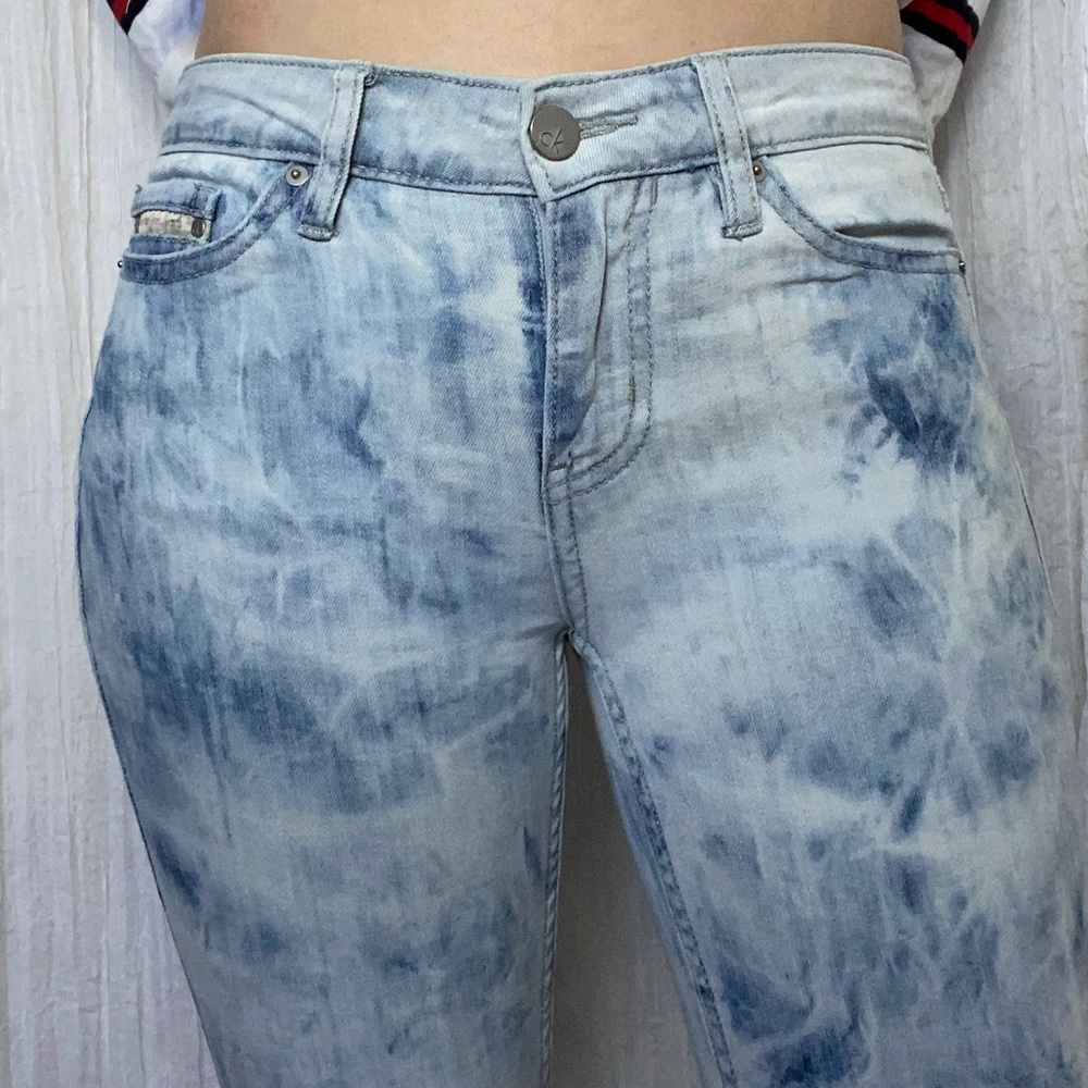 Acid wash ankle length CK jeans